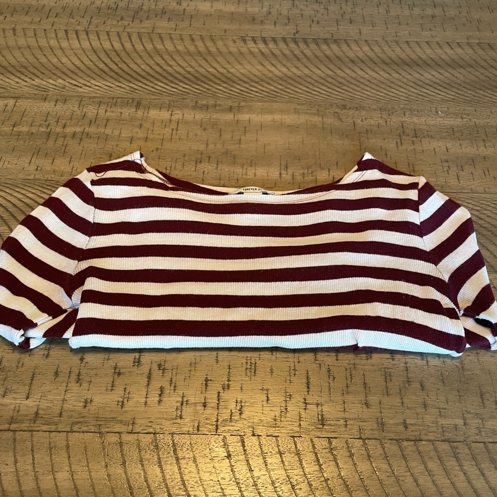 Burgundy&White Striped Long-sleeve Crop Top
